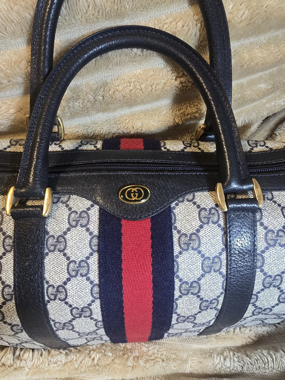 Authentic Vintage Gucci GG Supreme Navy Web Sherry Line Boston Bag